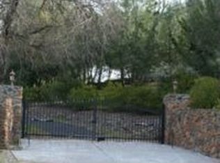 20288 Honey Hill Dr, Hidden Valley Lake, CA