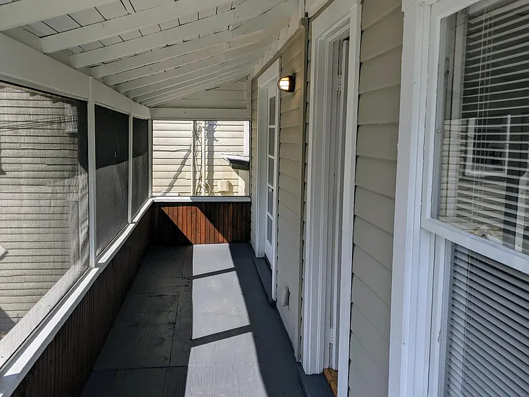 127 S Peninsula Dr #4 — Photo 4