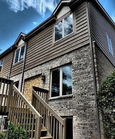 2nd image of 185 Santa Fe Ln