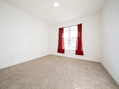 11288 Kingsview Ln N — Photo 4