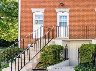91 Leeds Ct #B, Warrenton, VA 20186