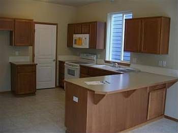 3rd image of 9228 175th Street Ct E
