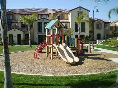 2nd image of 2165 Caminito Leonzio Unit 25