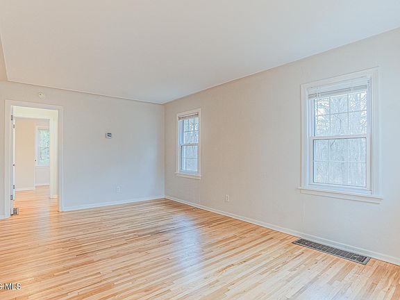 4th image of 769 Colima Dr