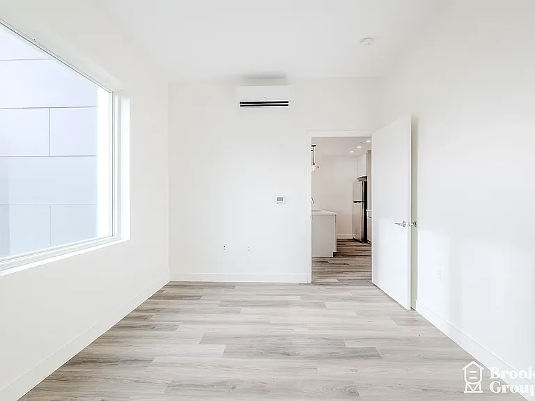101-19 Rockaway Beach Blvd #3N — Photo 8