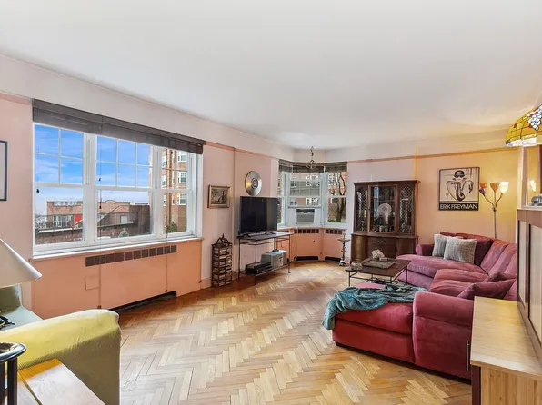 160 Cabrini Blvd APT 17, Manhattan, NY 10033