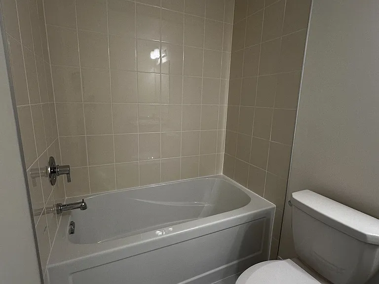 145 Tapscott Rd #18 — Photo 23
