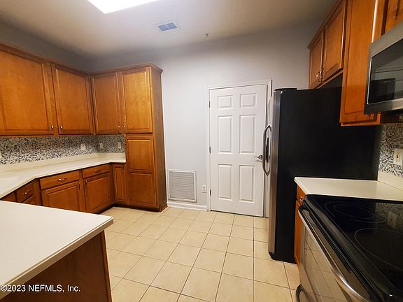 5th image of 13364 Beach Blvd Unit 612