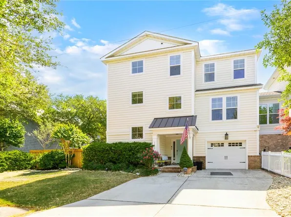 2320 Raleigh Ave, Virginia Beach, VA 23455