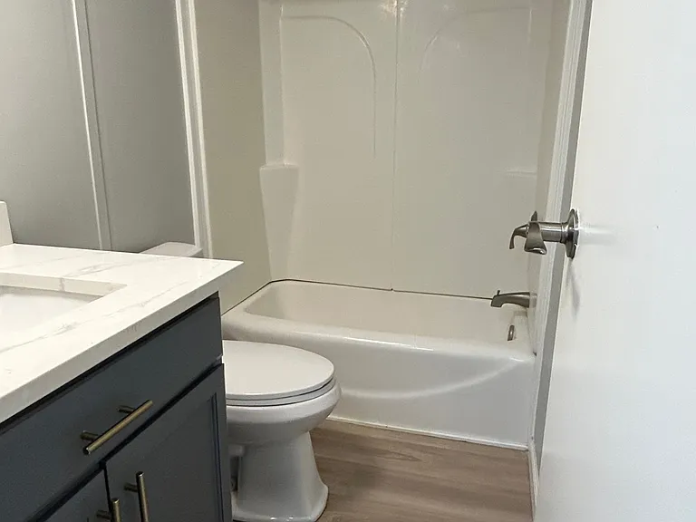 109 Rena Dr — Photo 6