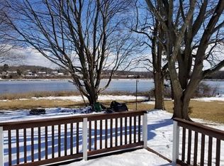88 Front St, Swansea, MA 02777