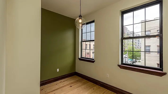 Rented by Rumah Realty Inc | media 6