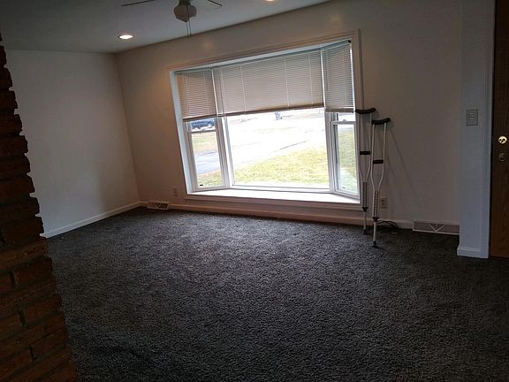 5th image of 3636 Leonard St NW