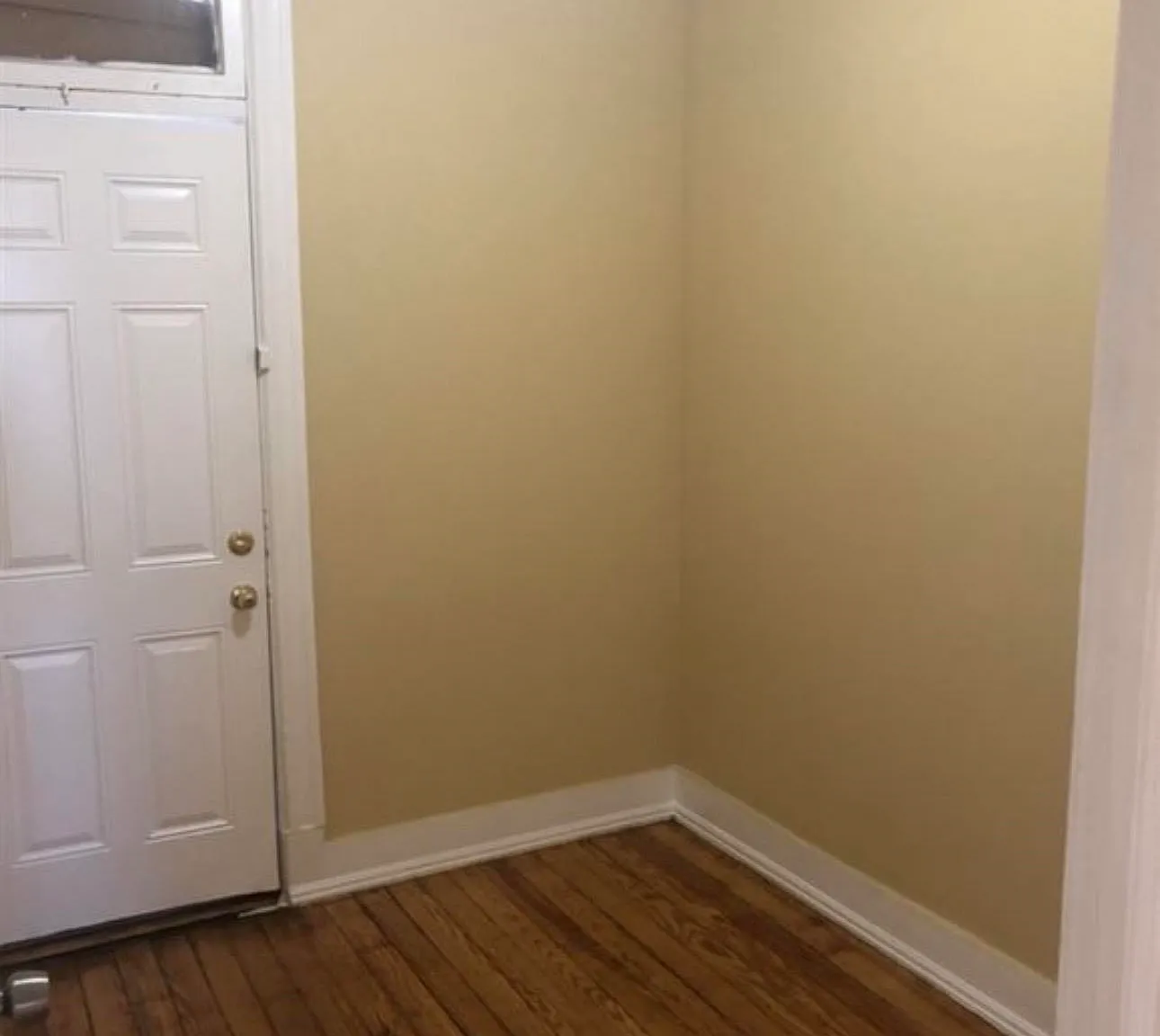 2 bed, 1.0 bath, $1,900 — Photo 1