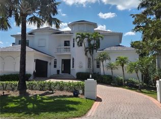 656 16th Ave S, Naples, FL 34102