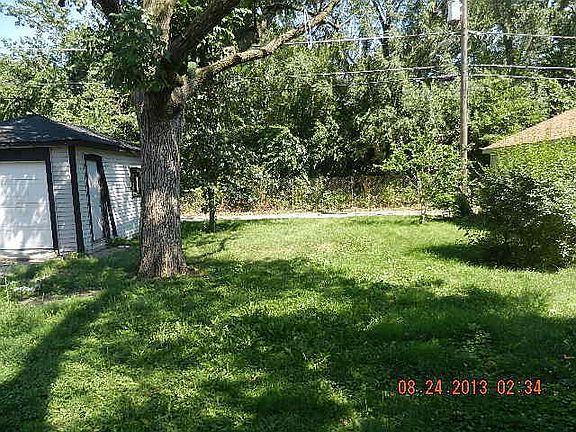 3rd image of 13815 Kanawha Ave