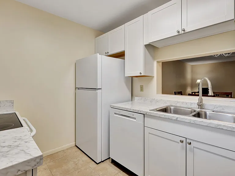 120 NW 70th St #103 — Photo 6
