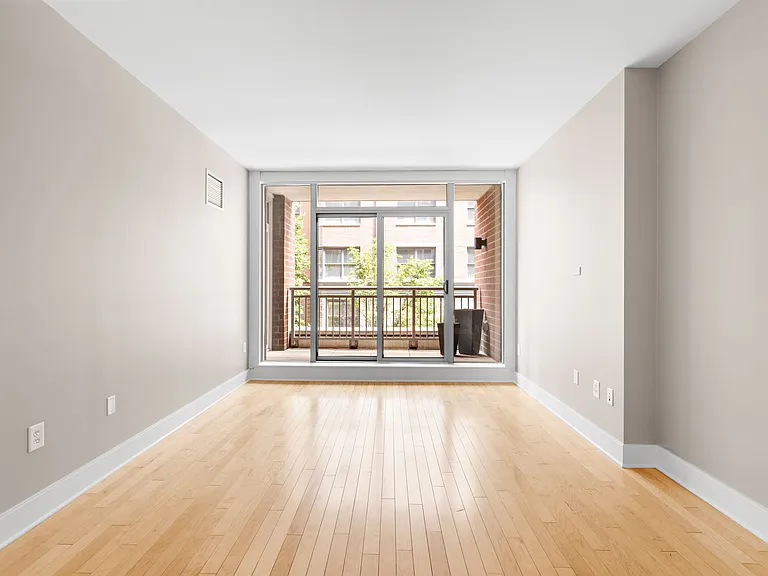 1125 Maxwell Ln #222 — Photo 9