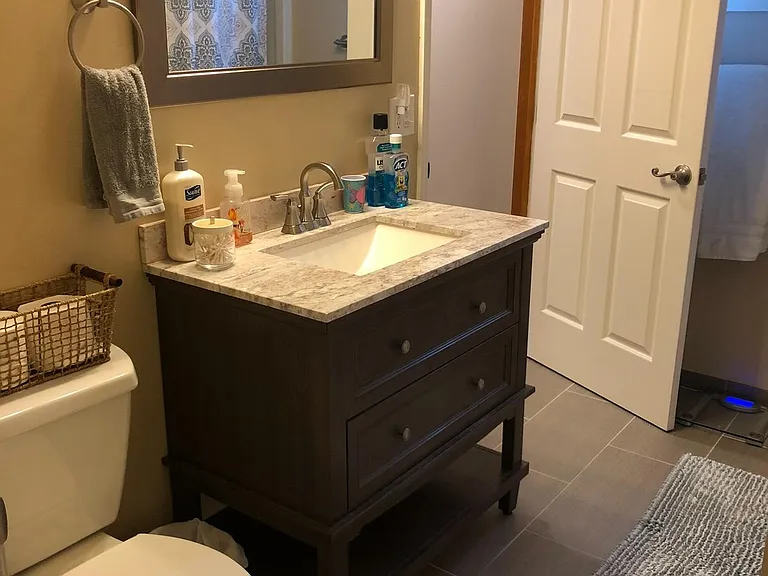 881 Linden Ave — Photo 10