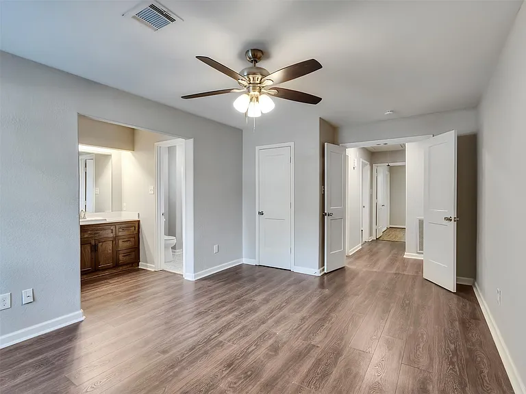 2030 Lone Rock Dr — Photo 25
