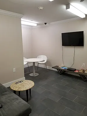 Rented by New York Residence | media 70