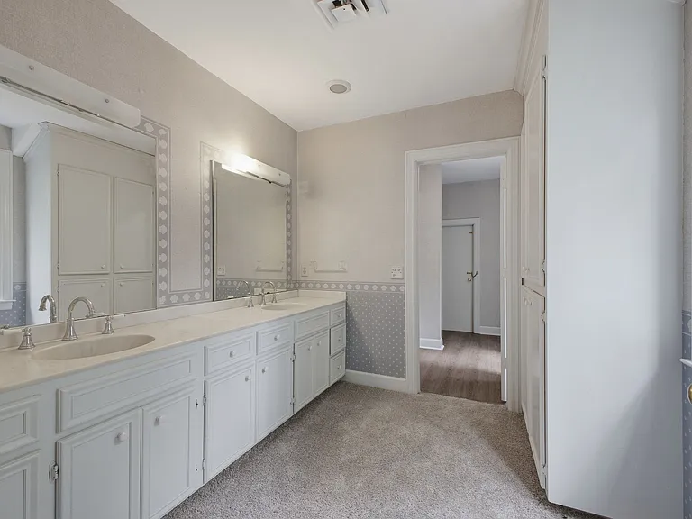 5612 Stanford Ct — Photo 22