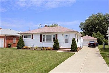 1st image of 29712 Fairway Blvd