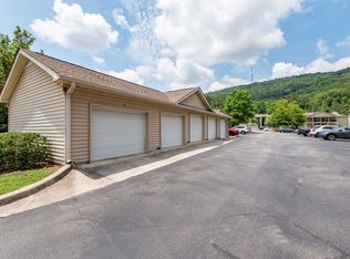 Hampton Falls, Huntsville, AL 35801