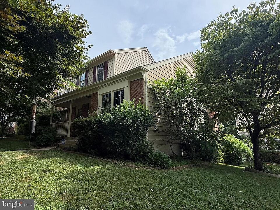 1st image of 9826 Burke Pond Ln
