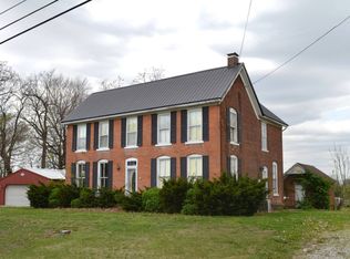 399 N 5th St, Albion, IL