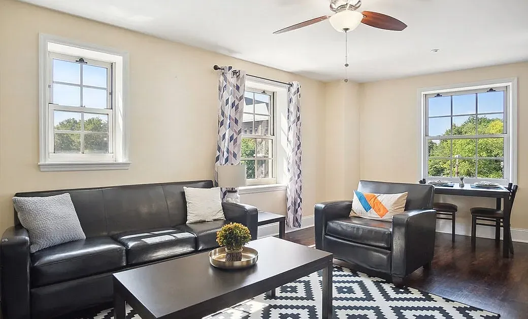 Dining/Living room - Coronado Place and Towers