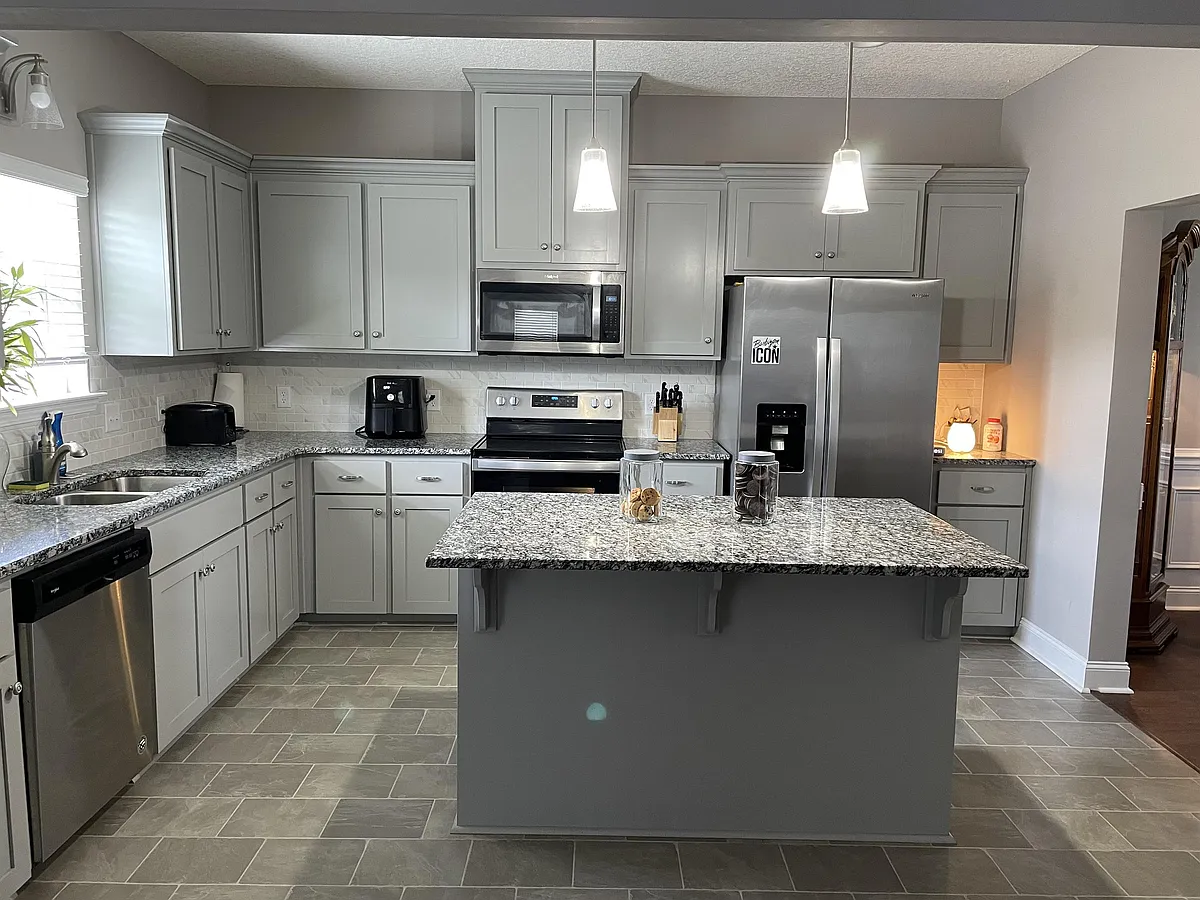 Building Photo - 354 Thorp Cir
