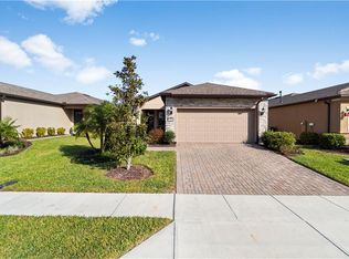 408 Pontevedra Rd, Davenport, FL 33837