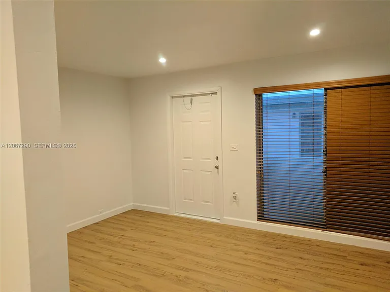 14160 SW 88th Ave #14160 — Photo 2