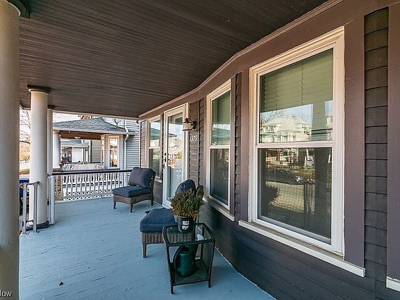 5th image of 1379 Hall Ave