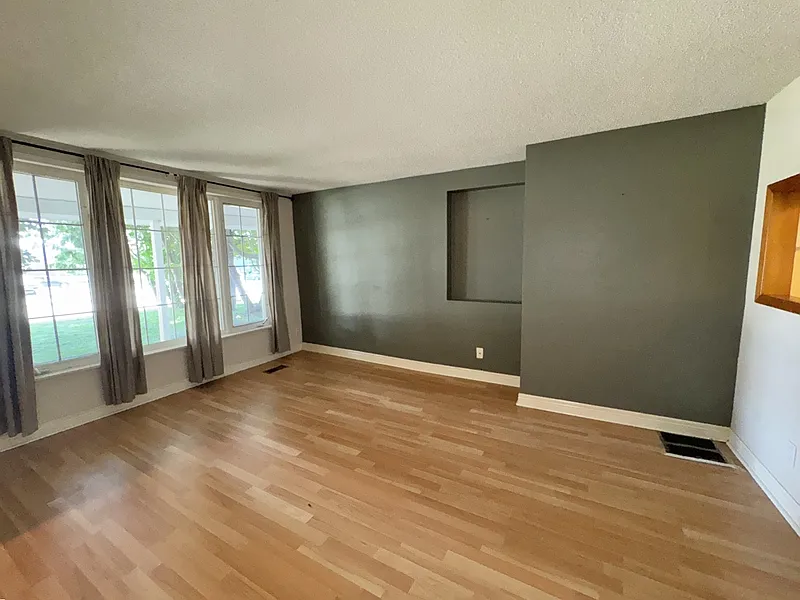 22 McDonald Street — Photo 3