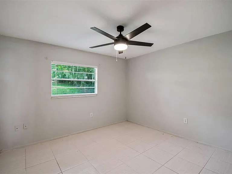400 E Silver Star Rd — Photo 42