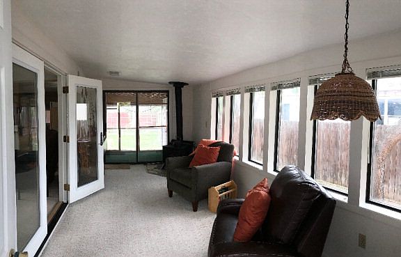 4th image of 745 Vassar Way
