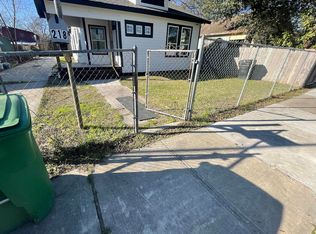 218 Norwood St, Houston, TX 77011