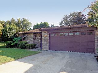 905 Kings Mountain Rd, Deland, FL 32720