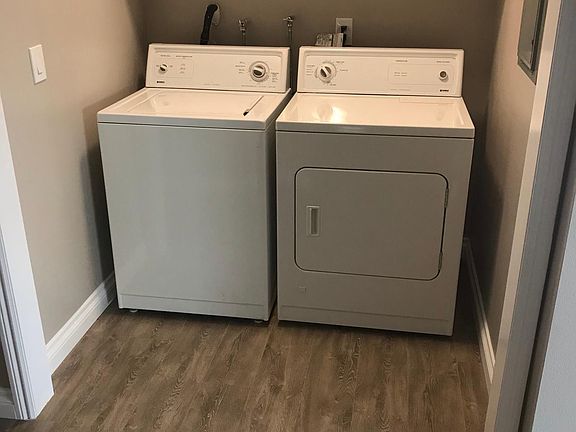 3rd image of 3555 Keystone Ave APT 201