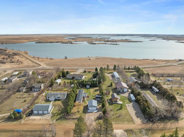 1680 29b Ave NW, Coleharbor, ND 58531