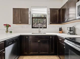9000 NW 183rd St #9000, Hialeah, FL 33018