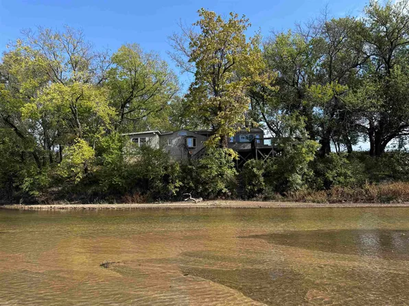 1413 N Ridge Rd, Peck, KS 67120