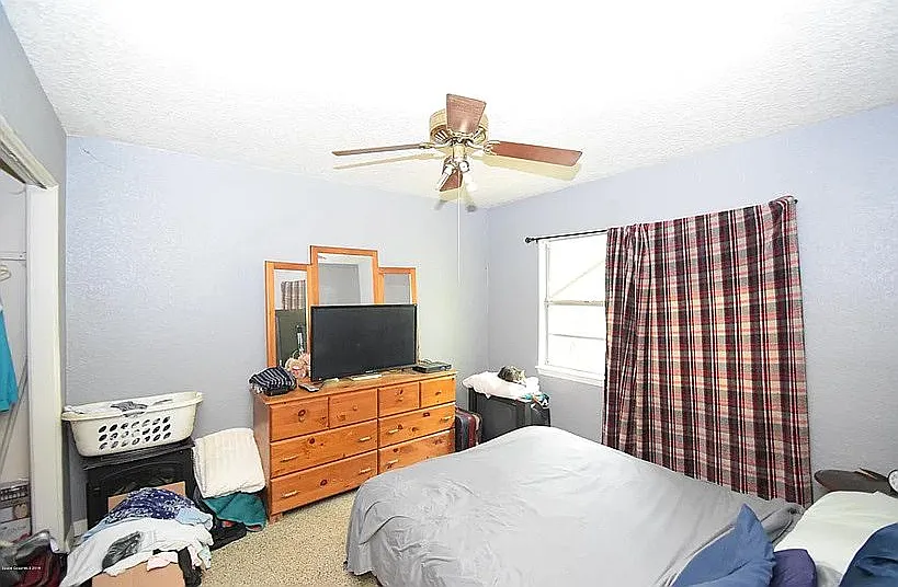 2 bed, 676 sqft, $1,300 — Photo 2