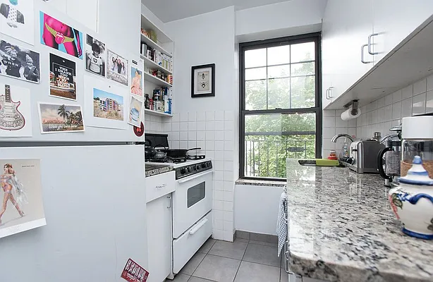 Rented by Emor Management Inc. | media 102