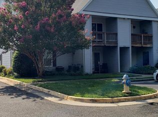 9202 Azure Ct APT 201, Manassas, VA 20110