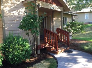 5081 Falcon Dr, Klamath Falls, OR 97601