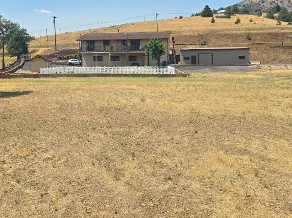 4204 State Highway 263, Yreka, CA 96097