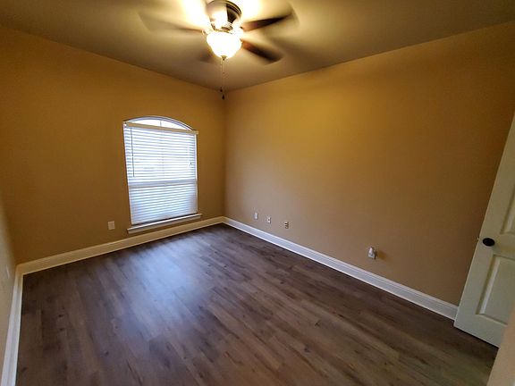 5th image of 5039 Knight Dr